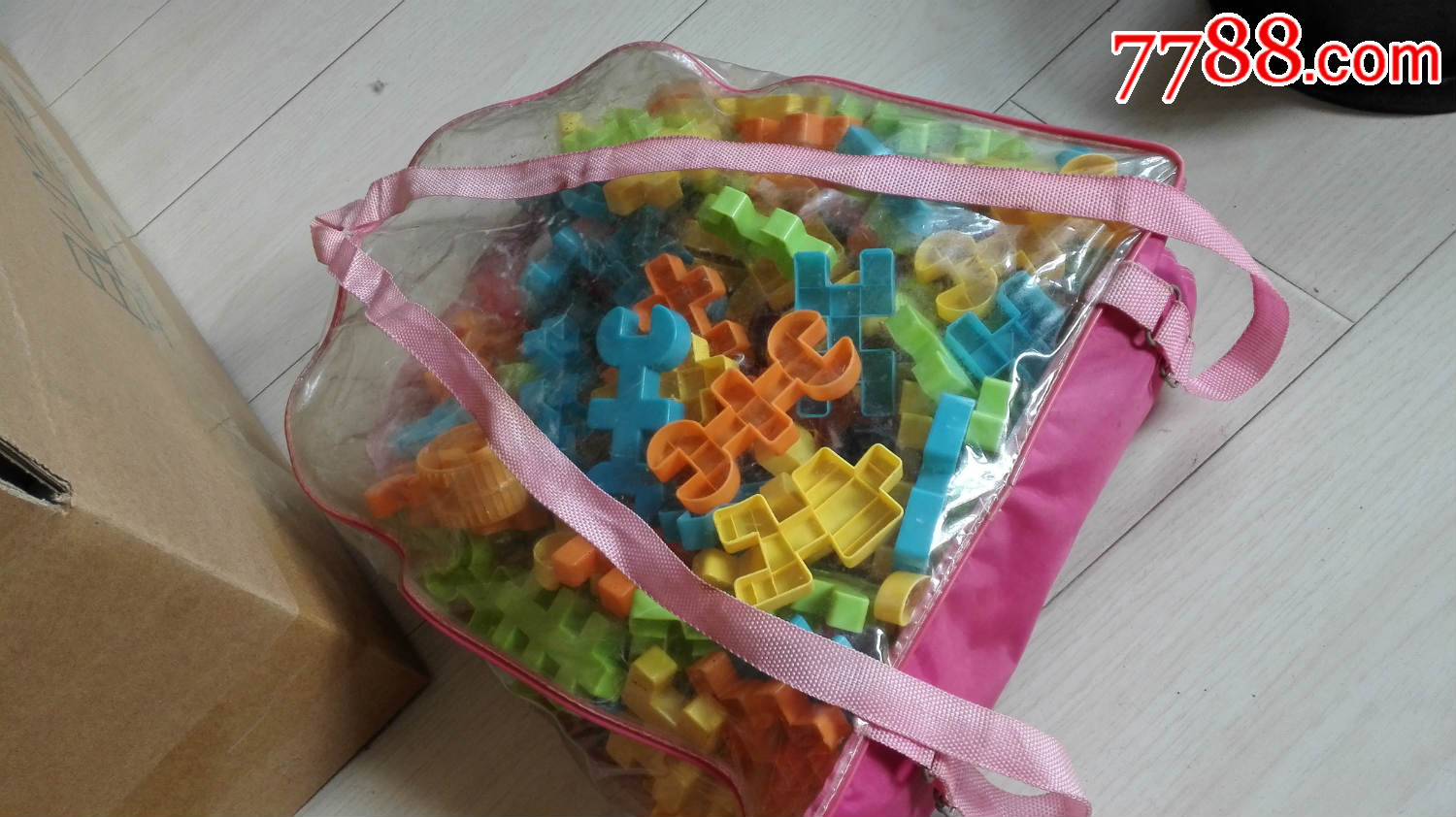 怀旧经典收藏彩色益智儿童塑料拼插积木_其他传统玩具_第2张_7788老