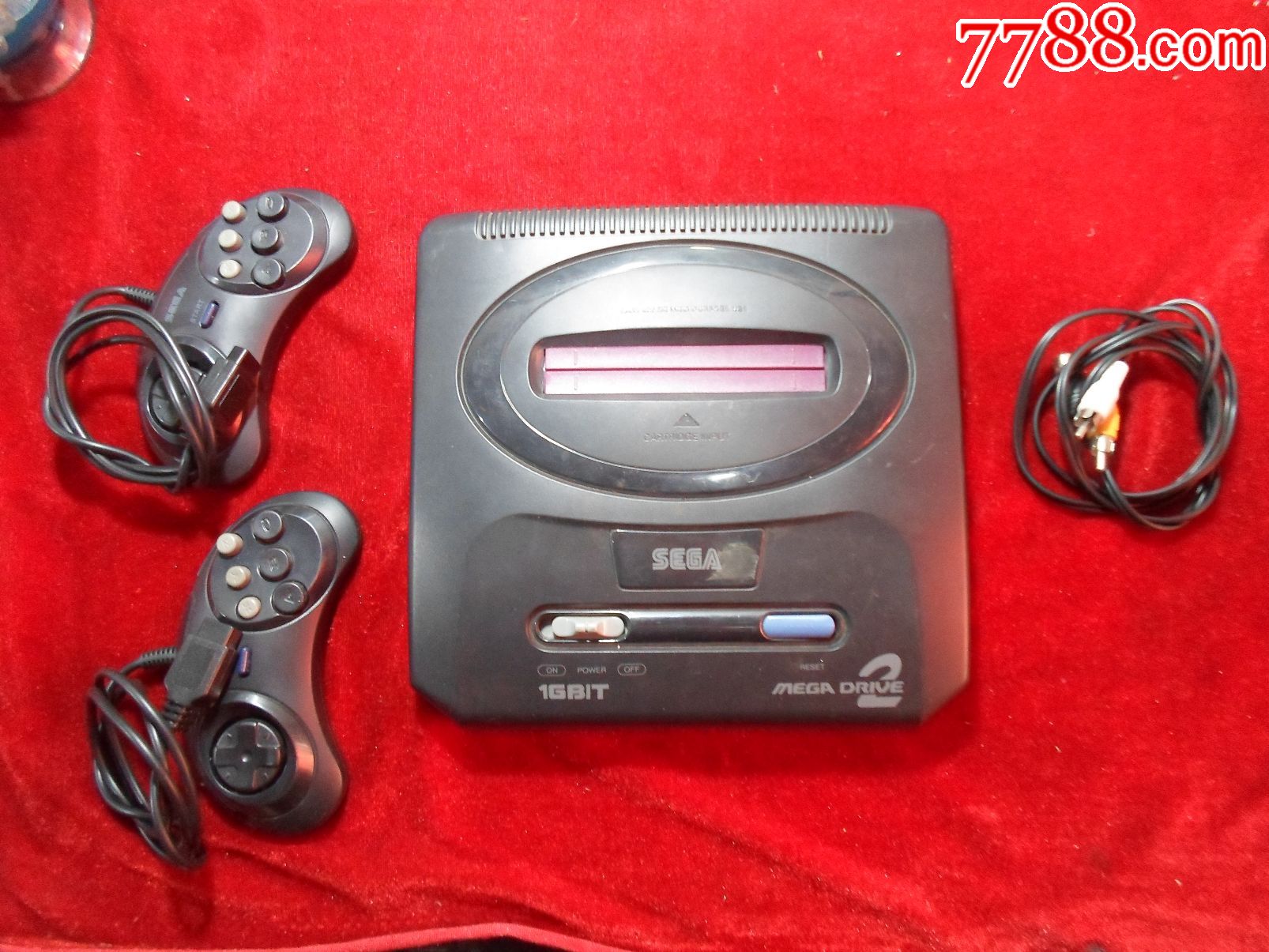 怀旧老式电视游戏机——sega插卡机