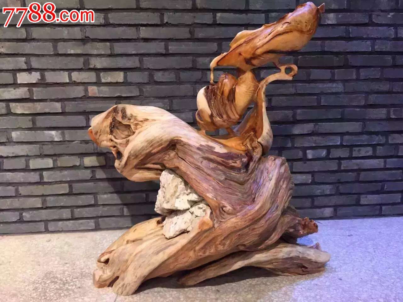 崖柏双色料根抱石一花