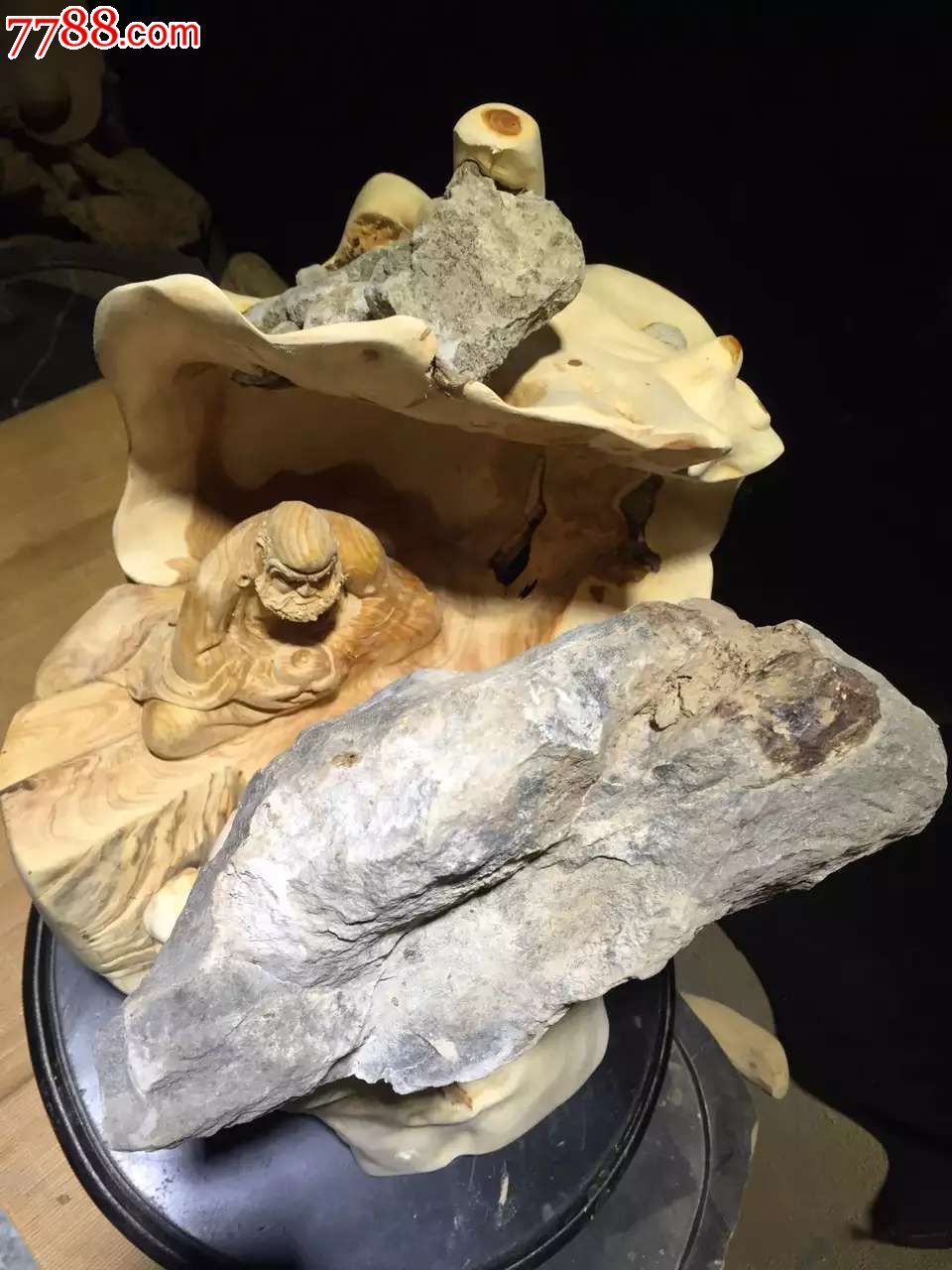 崖柏根抱石达摩面壁