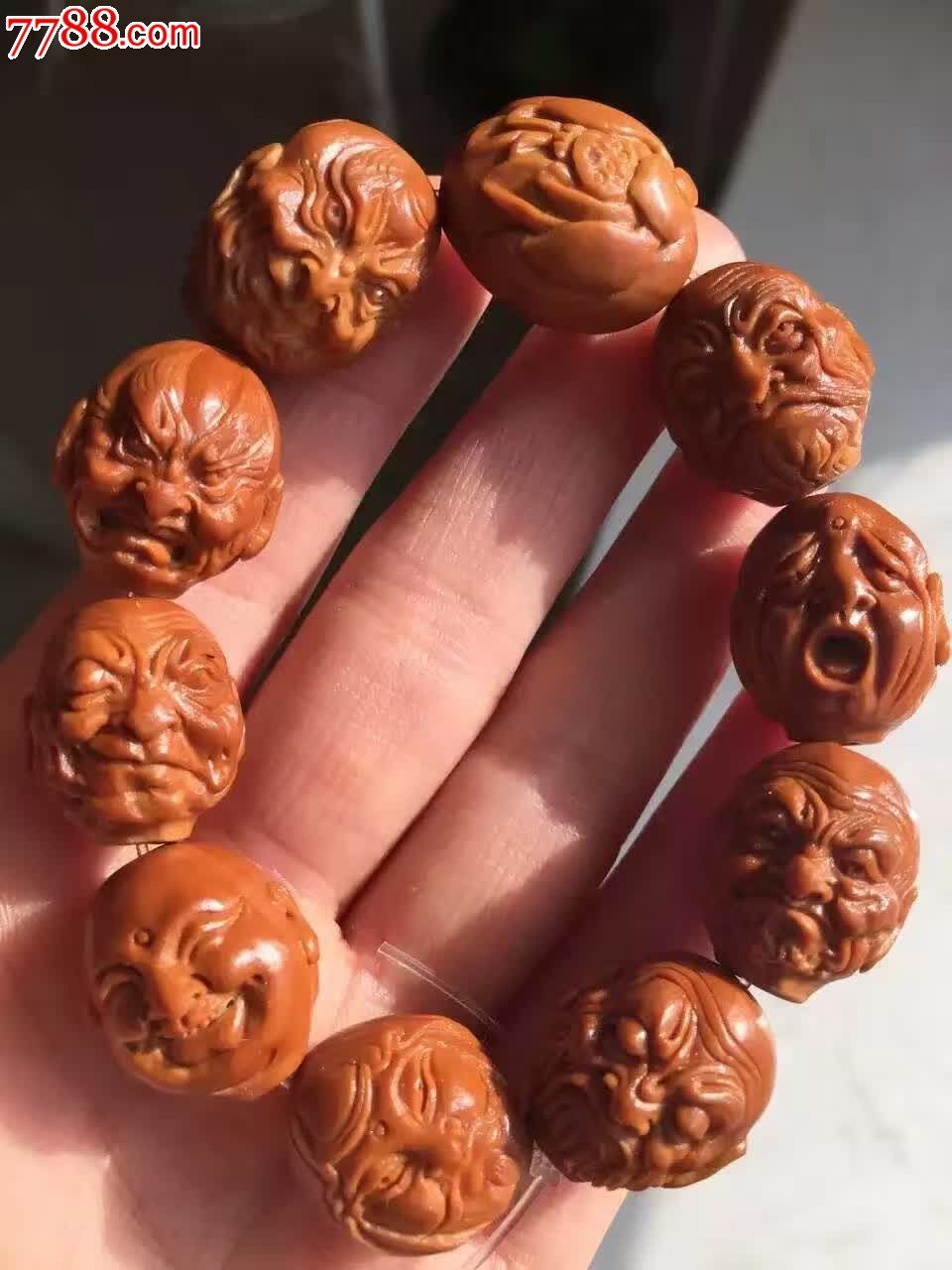 橄榄核雕双面十八罗汉