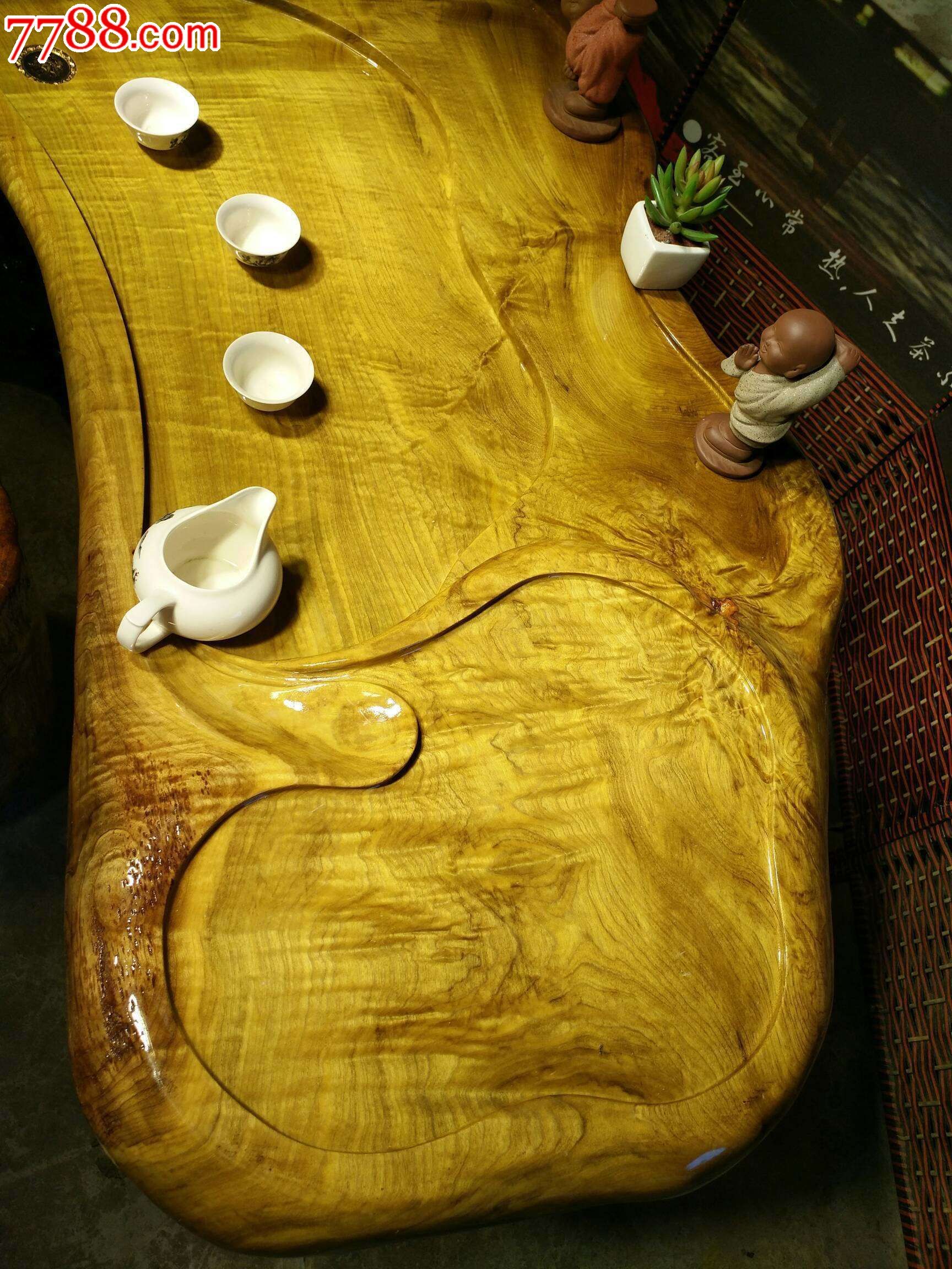 金丝楠满水波花纹茶台