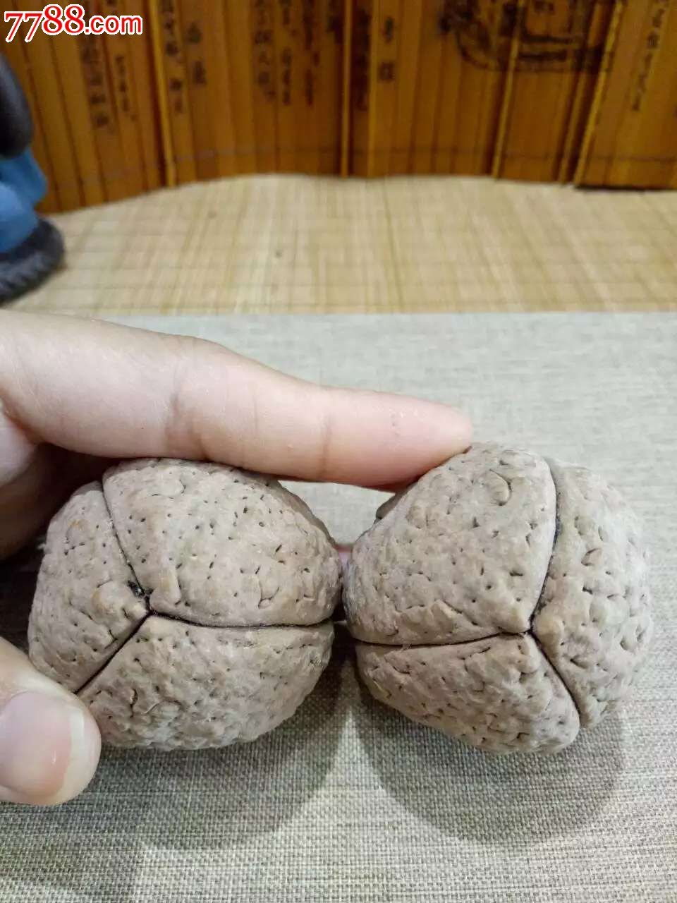 2店三瓣脑纹大金刚手