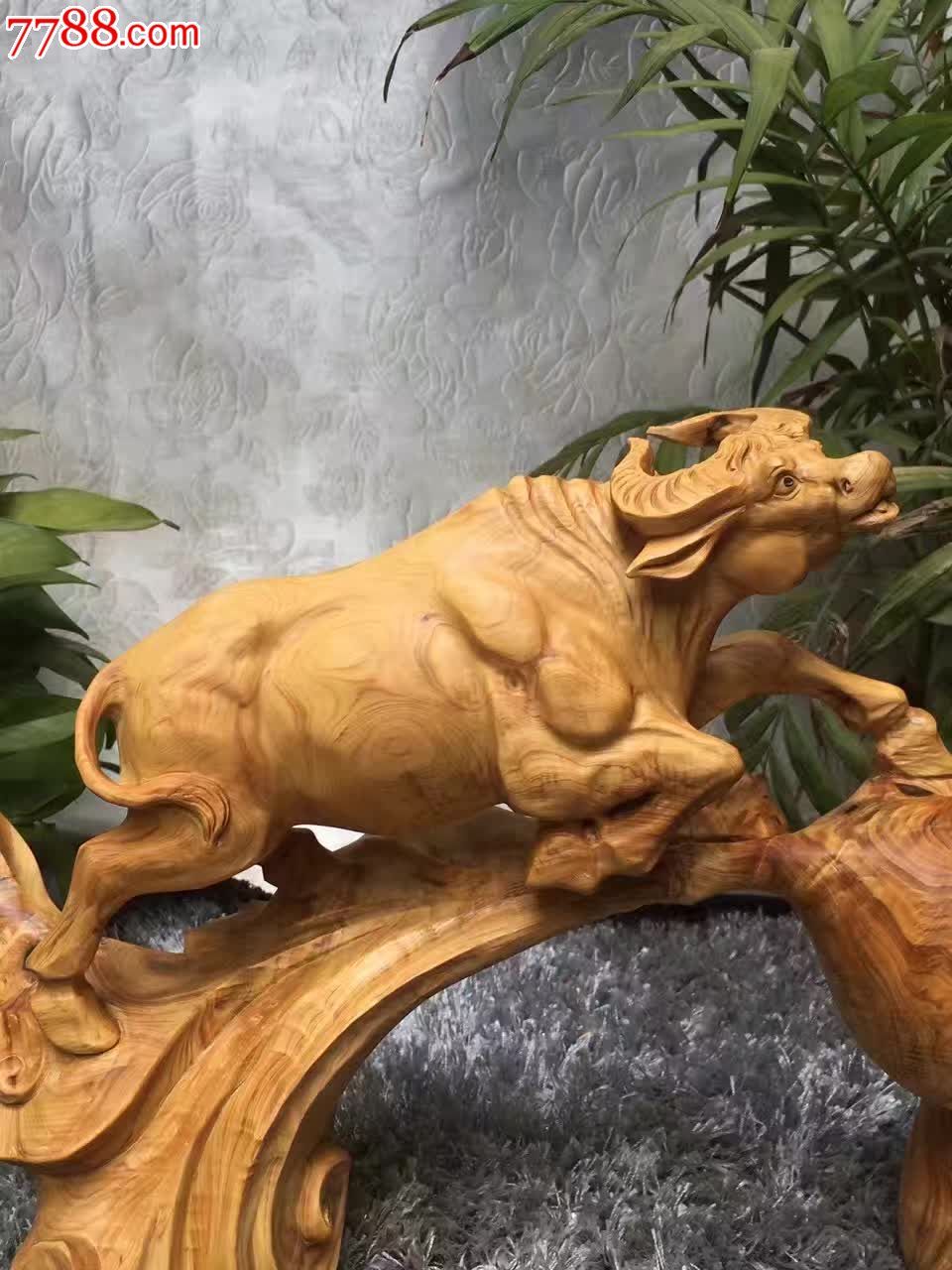 神牛献宝油性十足造型