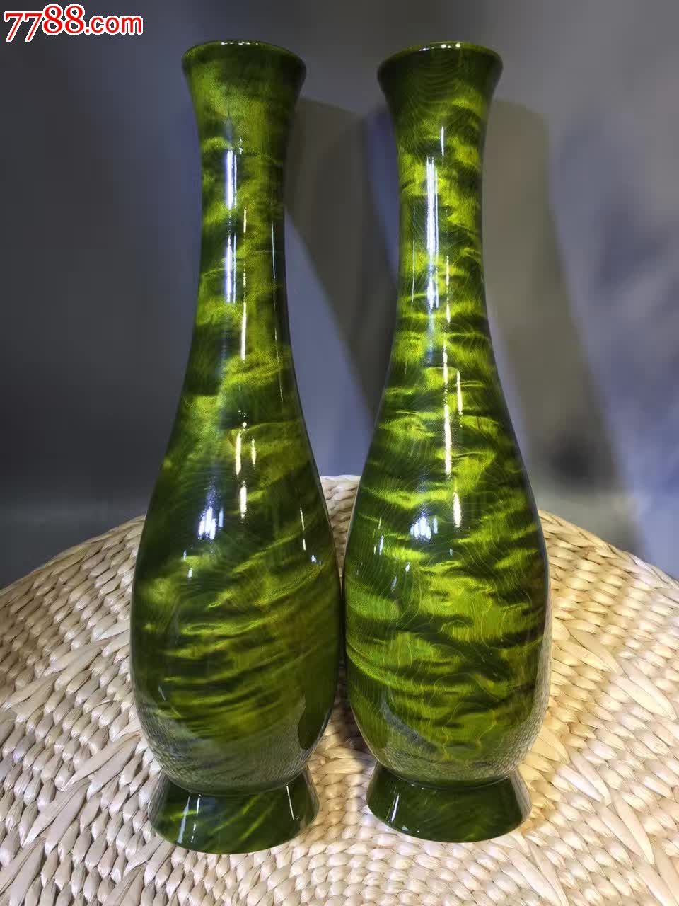 金丝楠木花瓶绿料纹理