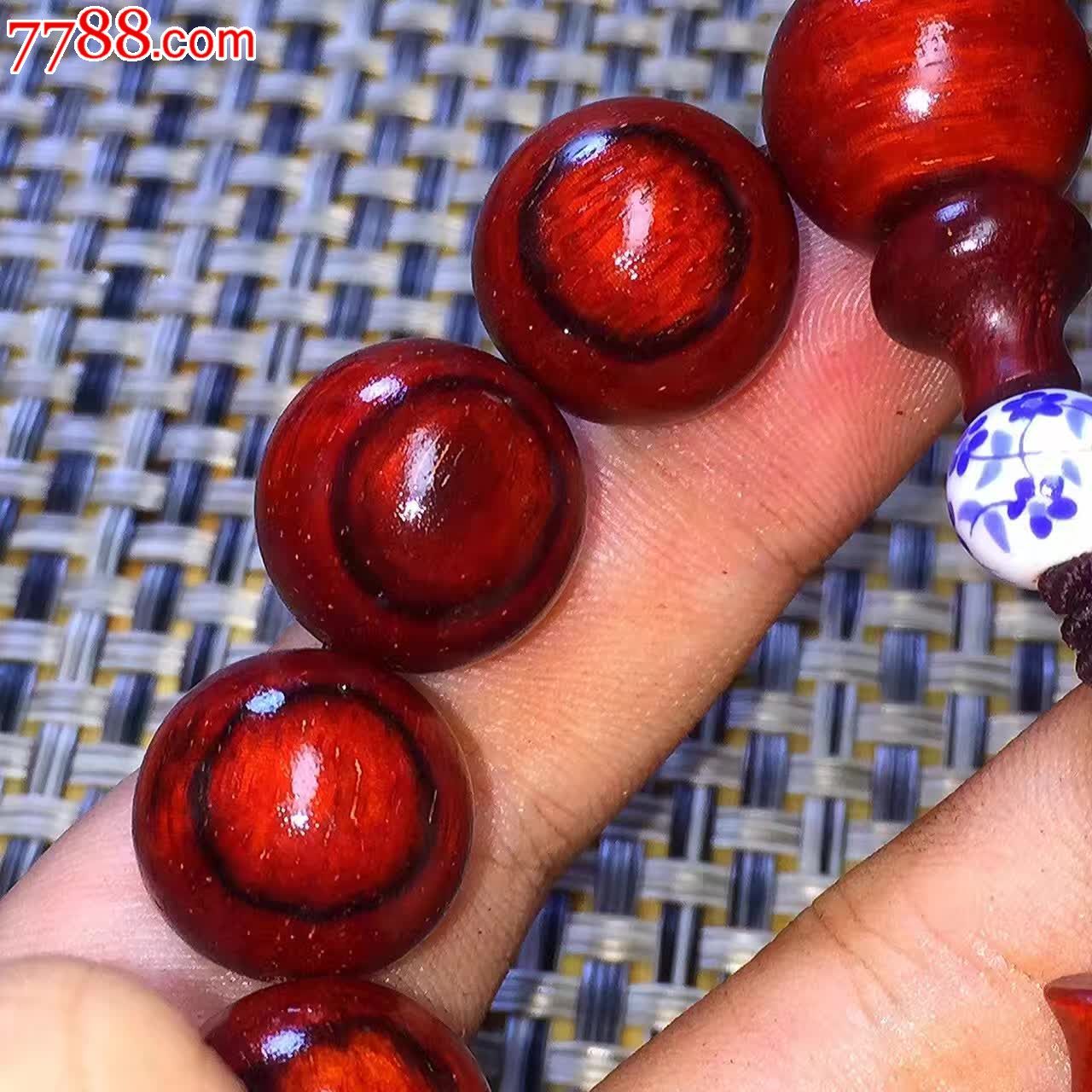 新出鸡血红团团圆圆多