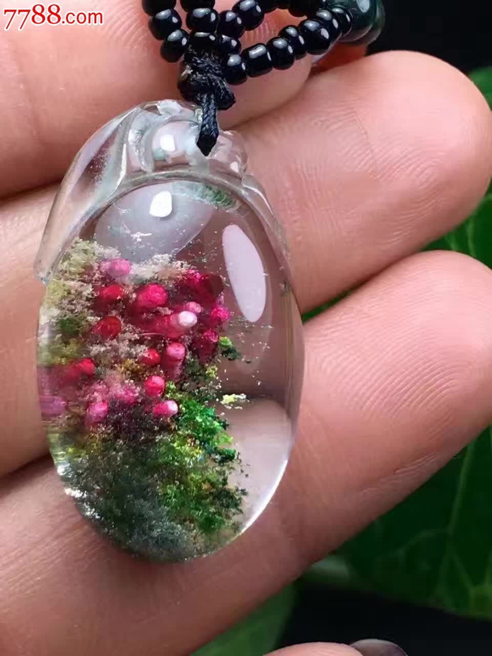 纯天然彩幽灵吊坠景色