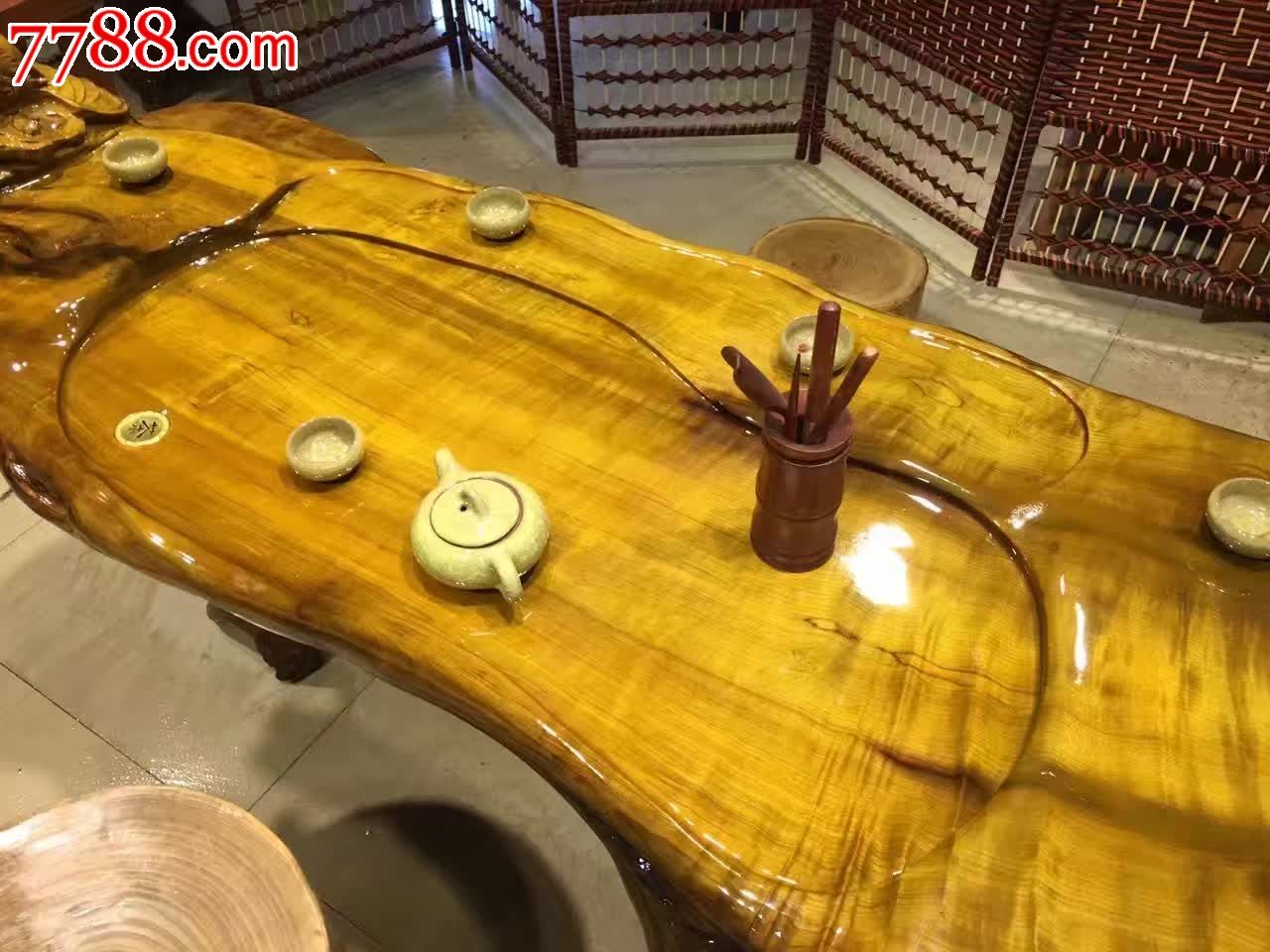 精品金絲楠木茶几造型