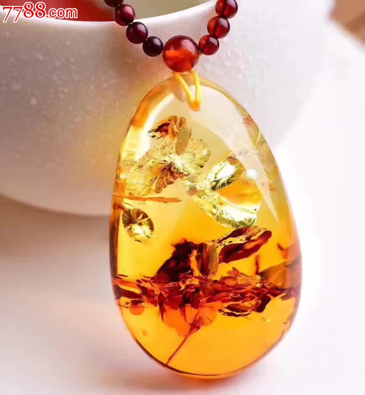 精选波罗的海花珀吊坠_琥珀手串/佛珠_工艺世家【778